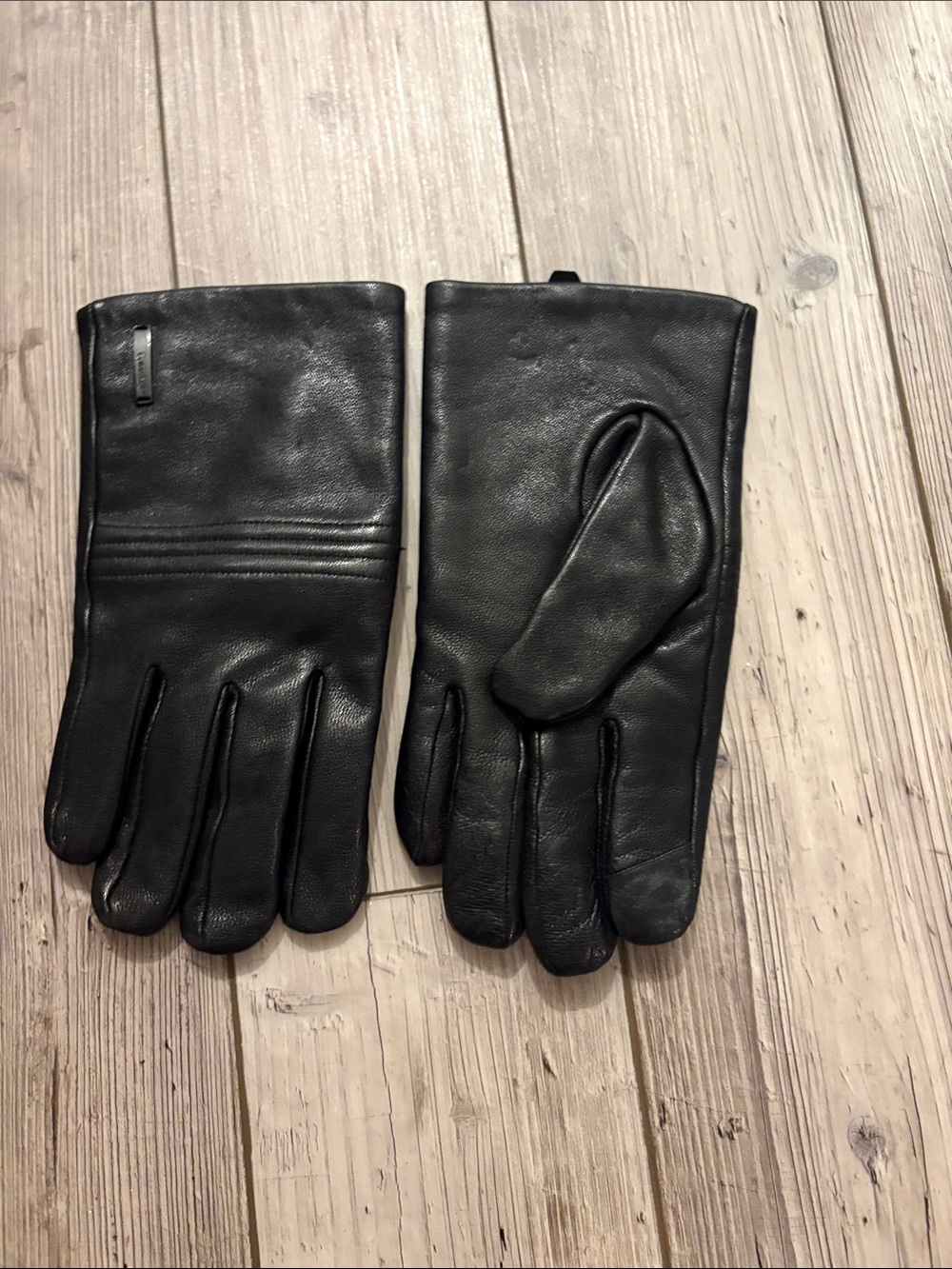 Women’s Calvin Klein Black Leather Gloves